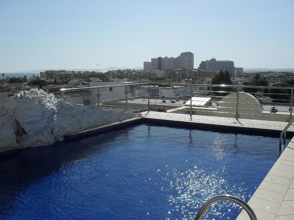 Apartaments Bt Vent De Garbi เอมปูเรียบราบา ภายนอก รูปภาพ