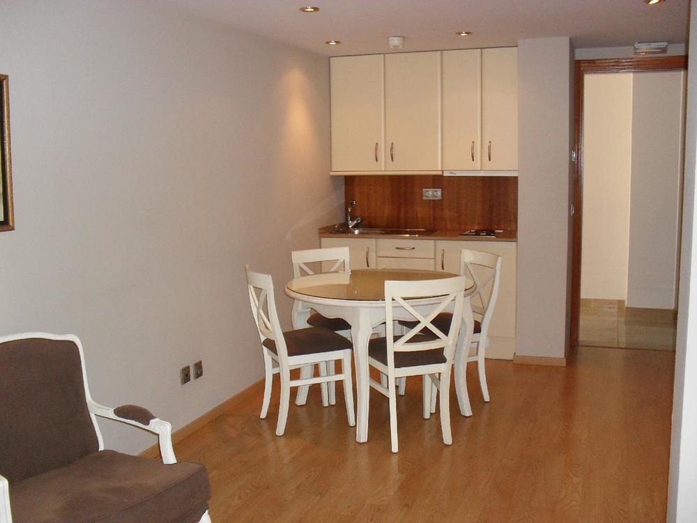 Apartaments Bt Vent De Garbi เอมปูเรียบราบา ภายนอก รูปภาพ