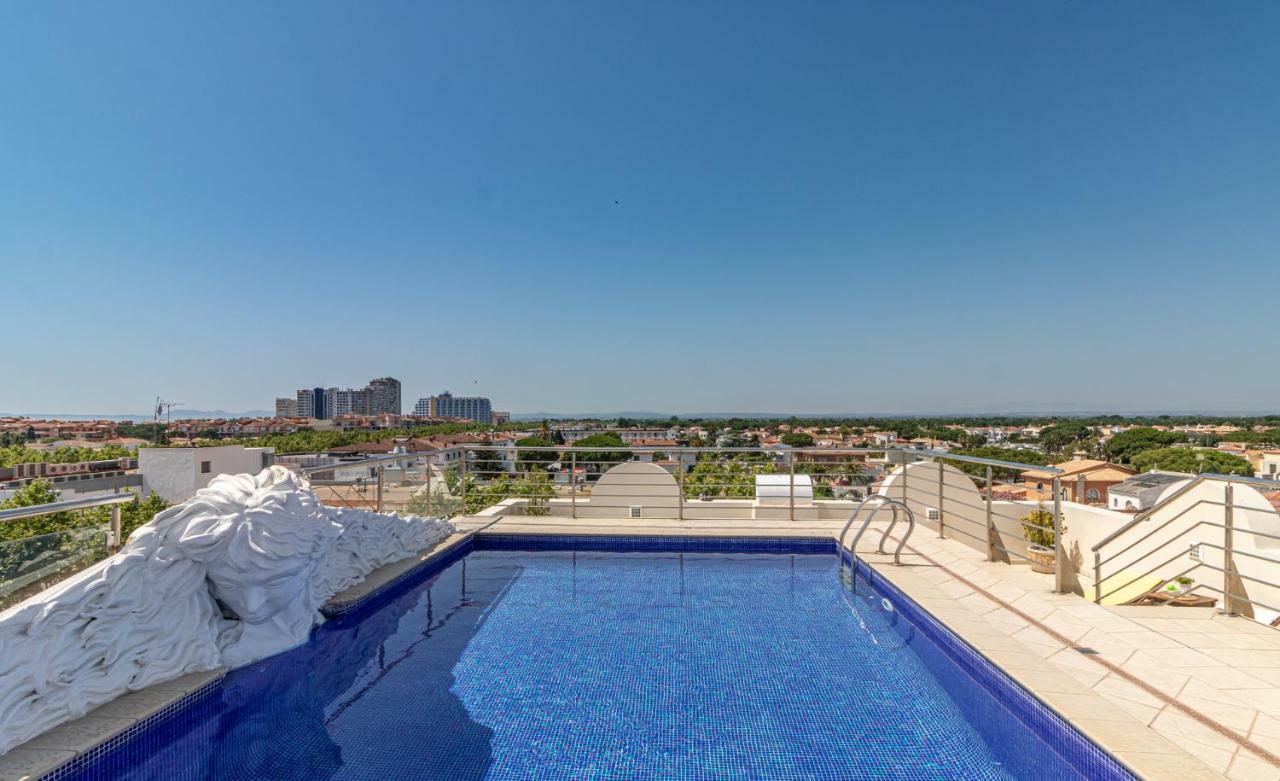Apartaments Bt Vent De Garbi เอมปูเรียบราบา ภายนอก รูปภาพ